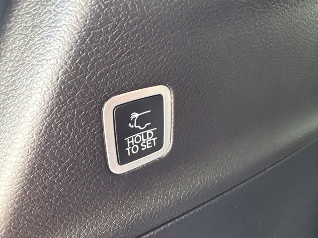 New 2027 Chrysler Pacifica LX FWD image 17