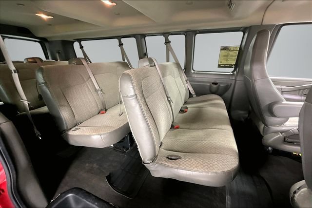 Used 2025 GMC Savana 3500 LT w/ LT Preferred Equipment Group RWD image 18