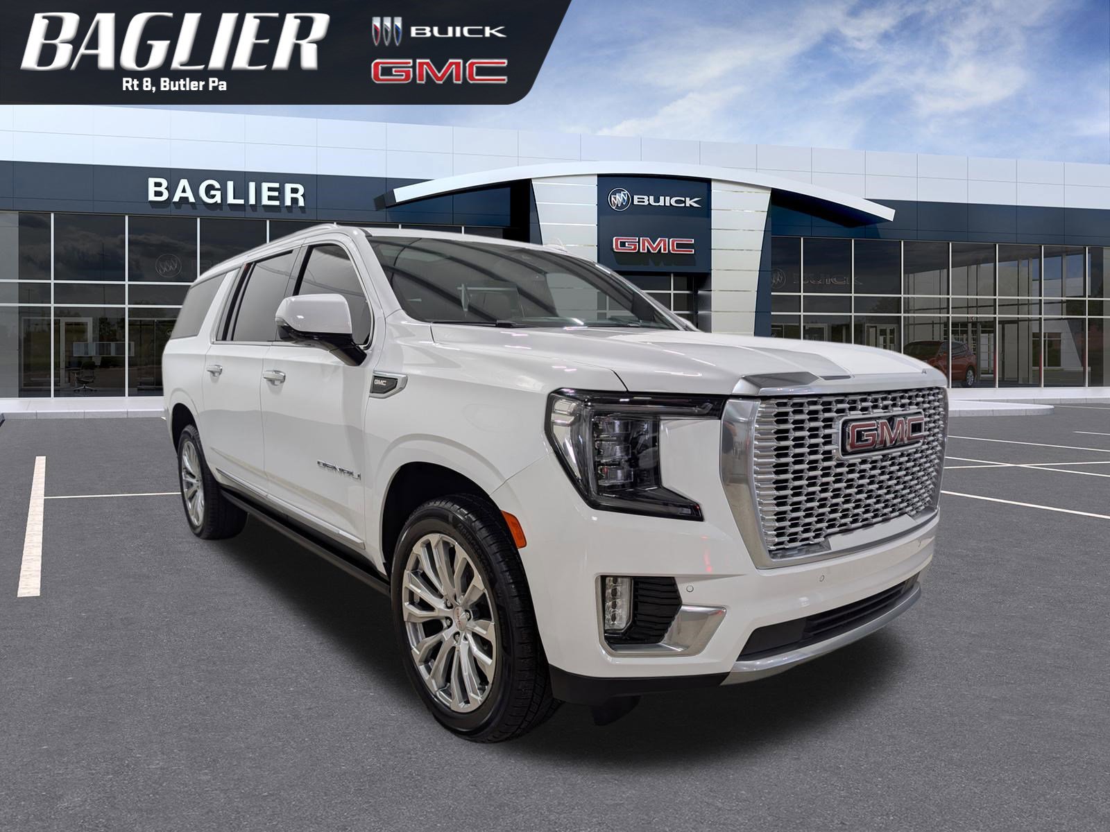Used 2023 GMC Yukon XL Denali AWD/4WD image 1