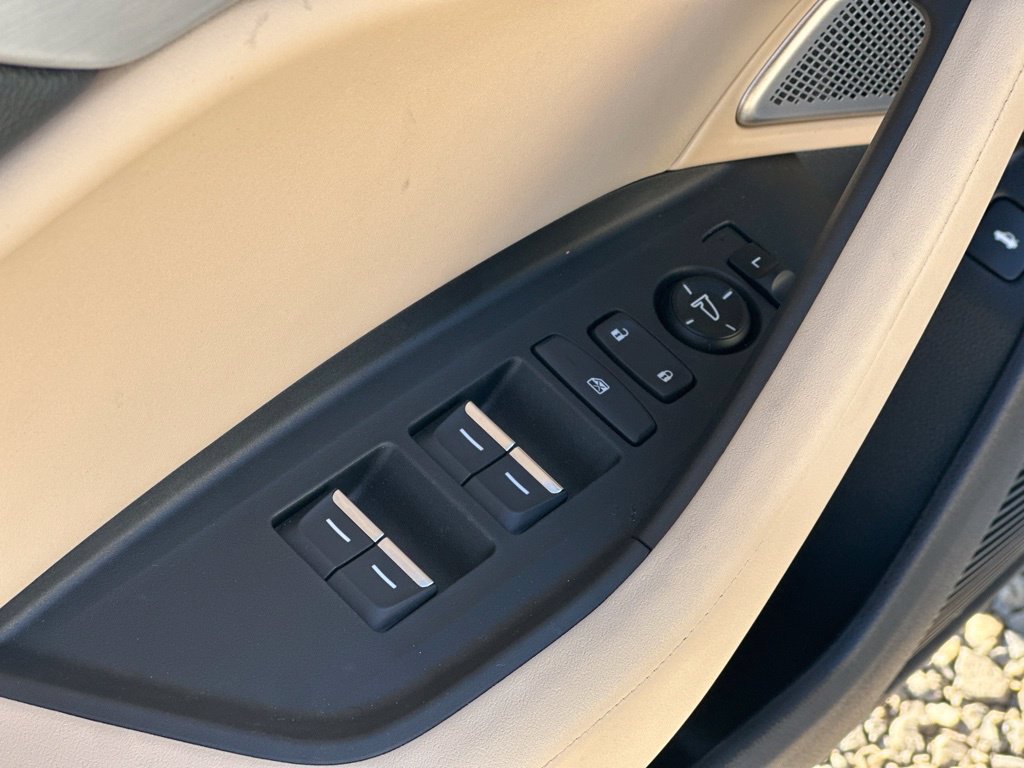 Used 2025 Acura TLX w/ Technology Package FWD image 16