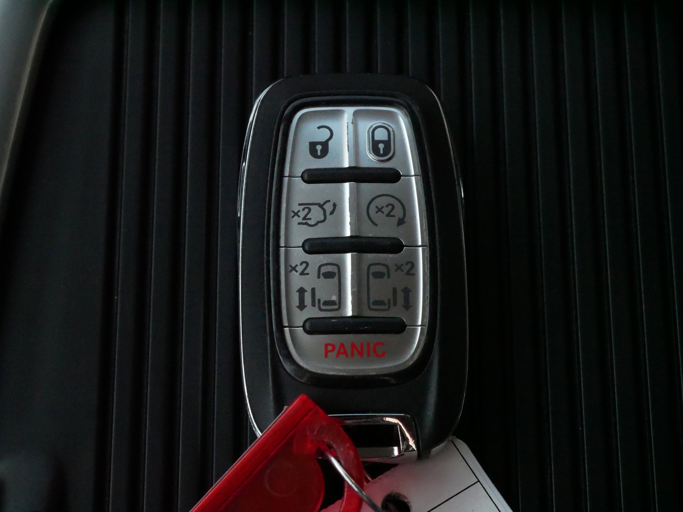 Used 2024 Chrysler Pacifica Touring-L image 30