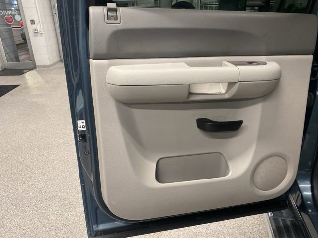 Used 2014 Chevrolet Silverado 2500 LT w/ Interior Plus Package image 28