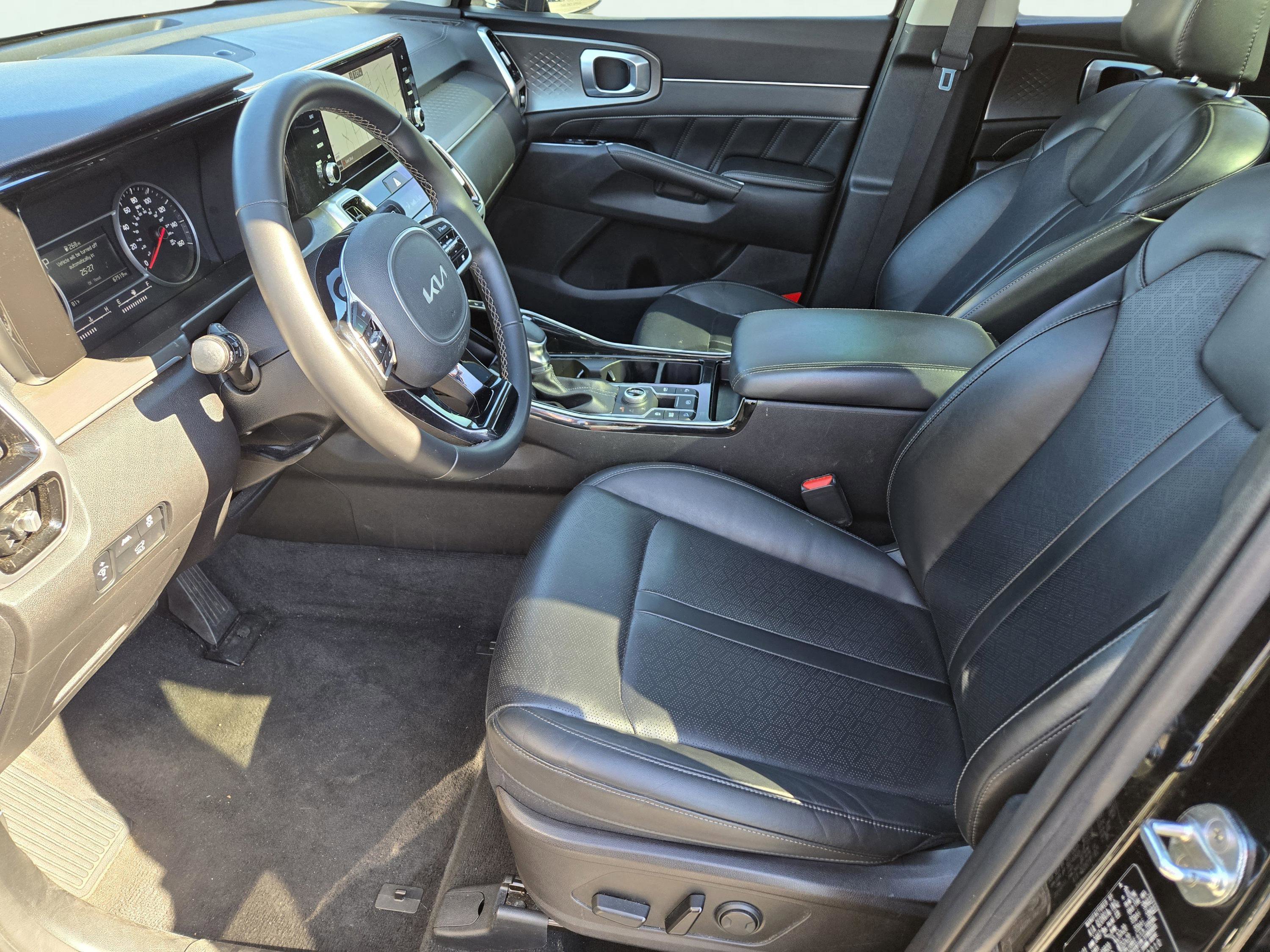 Used 2022 Kia Sorento SX image 10