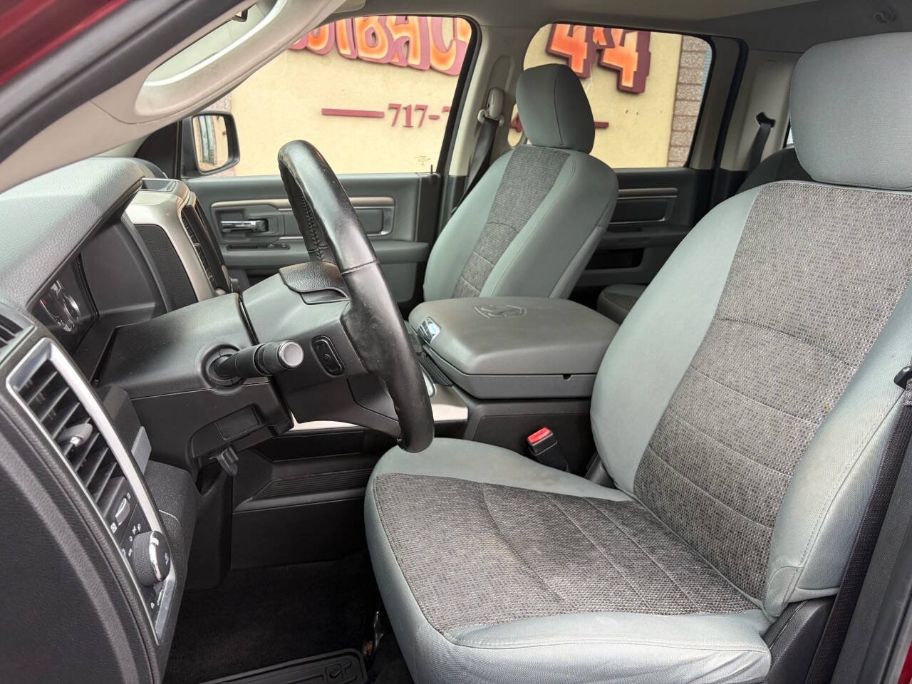 Used 2017 RAM 1500 Big Horn AWD/4WD image 10