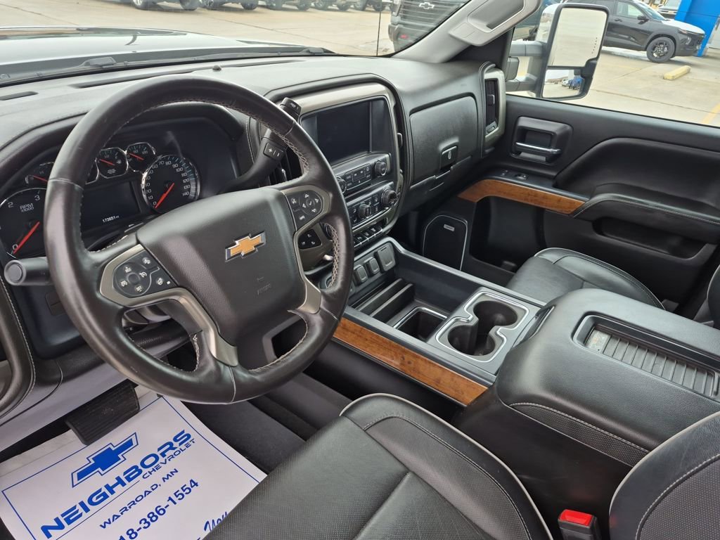 Used 2018 Chevrolet Silverado 3500 High Country w/ Duramax Plus Package image 9