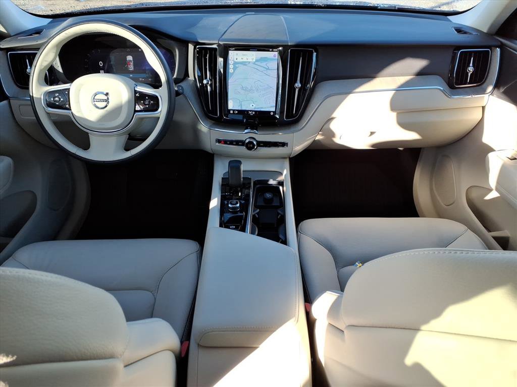 Certified 2023 Volvo XC60 B5 Plus w/ Protection Package Premier image 12