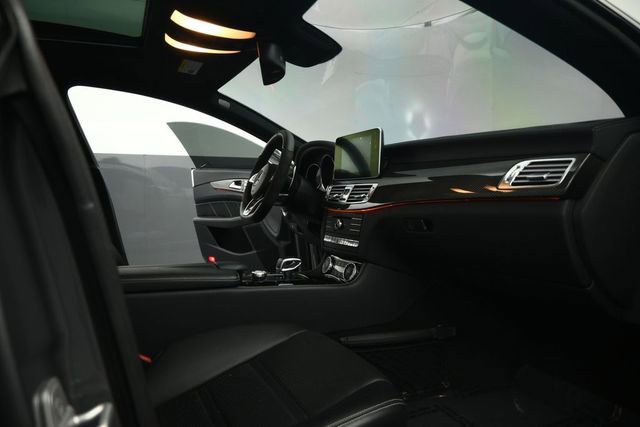 Used 2015 Mercedes-Benz CLS 63 AMG S-Model image 35