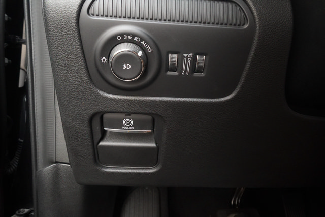 Used 2025 Jeep Wagoneer Series II w/ Convenience Group I RWD image 24
