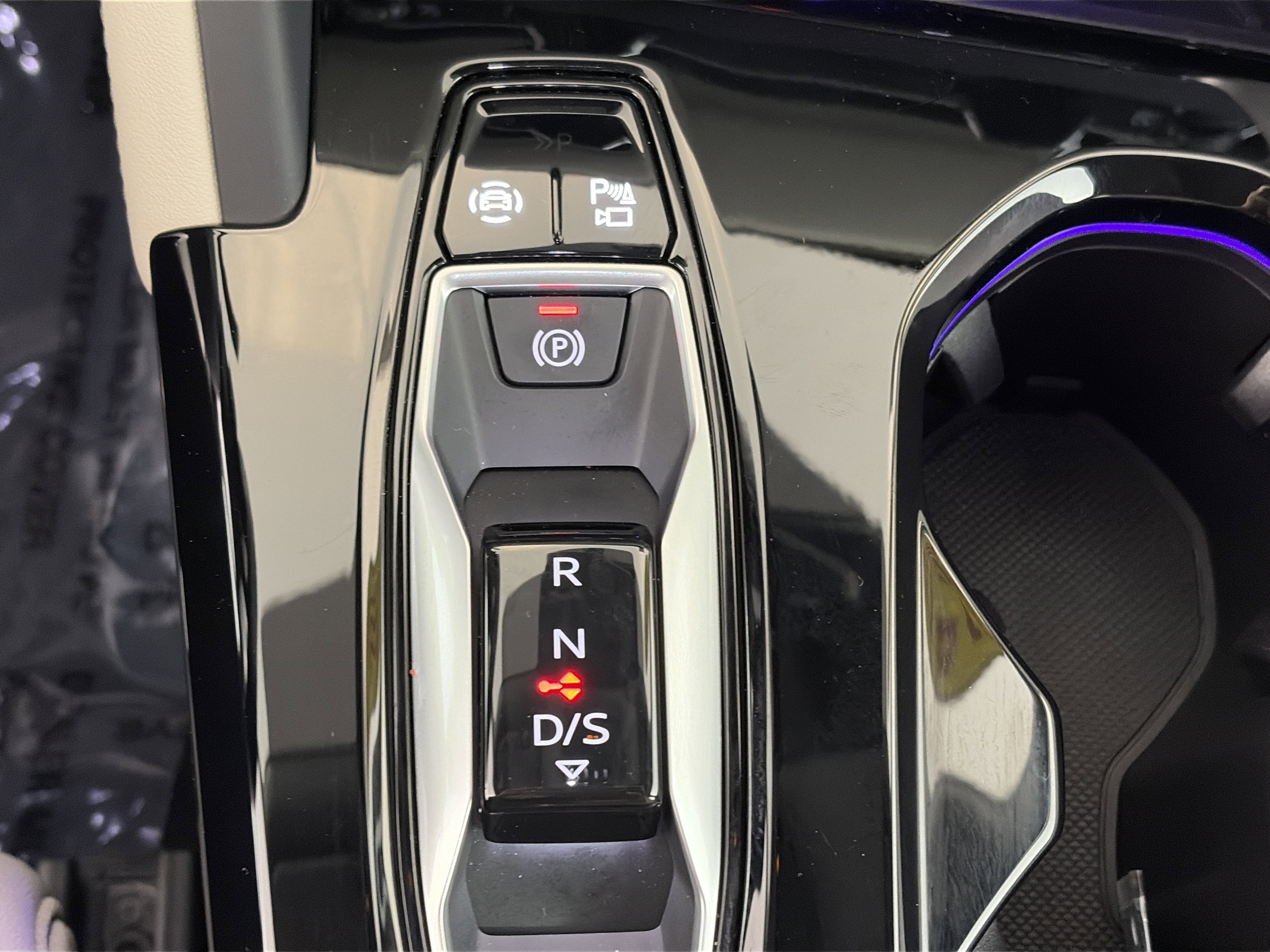 Used 2025 Audi Q5 Premium Plus w/ Premium Plus image 28