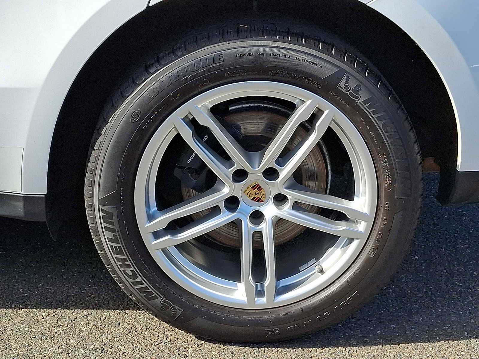 Used 2022 Porsche Macan image 7