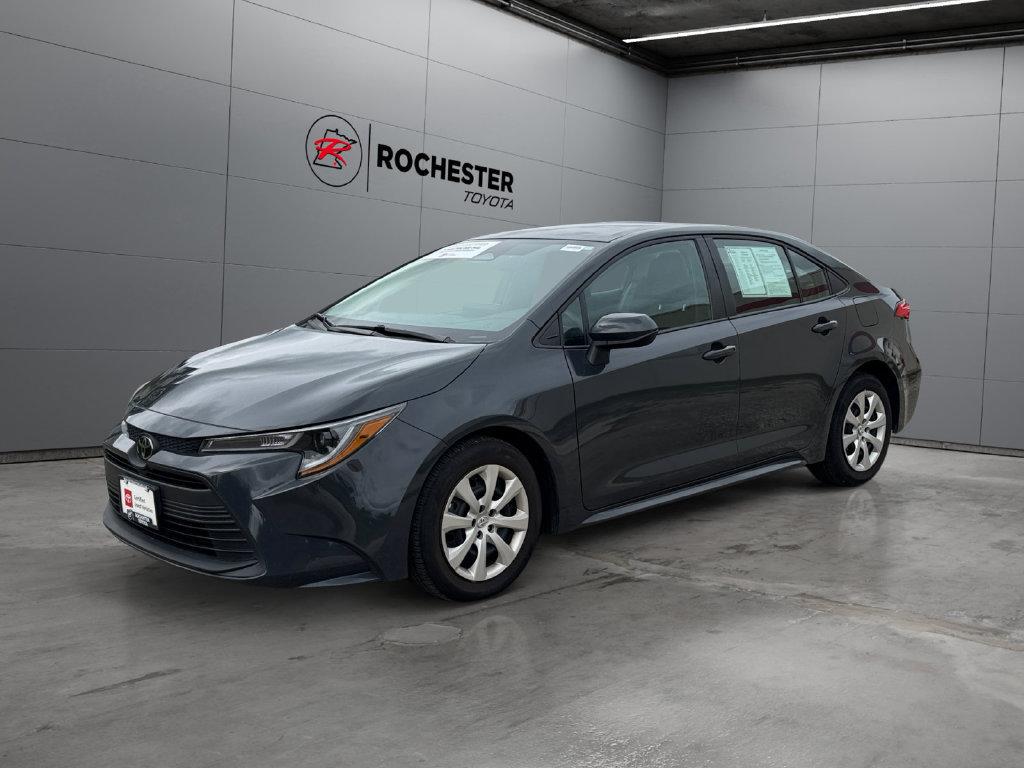 Certified 2025 Toyota Corolla LE FWD image 7