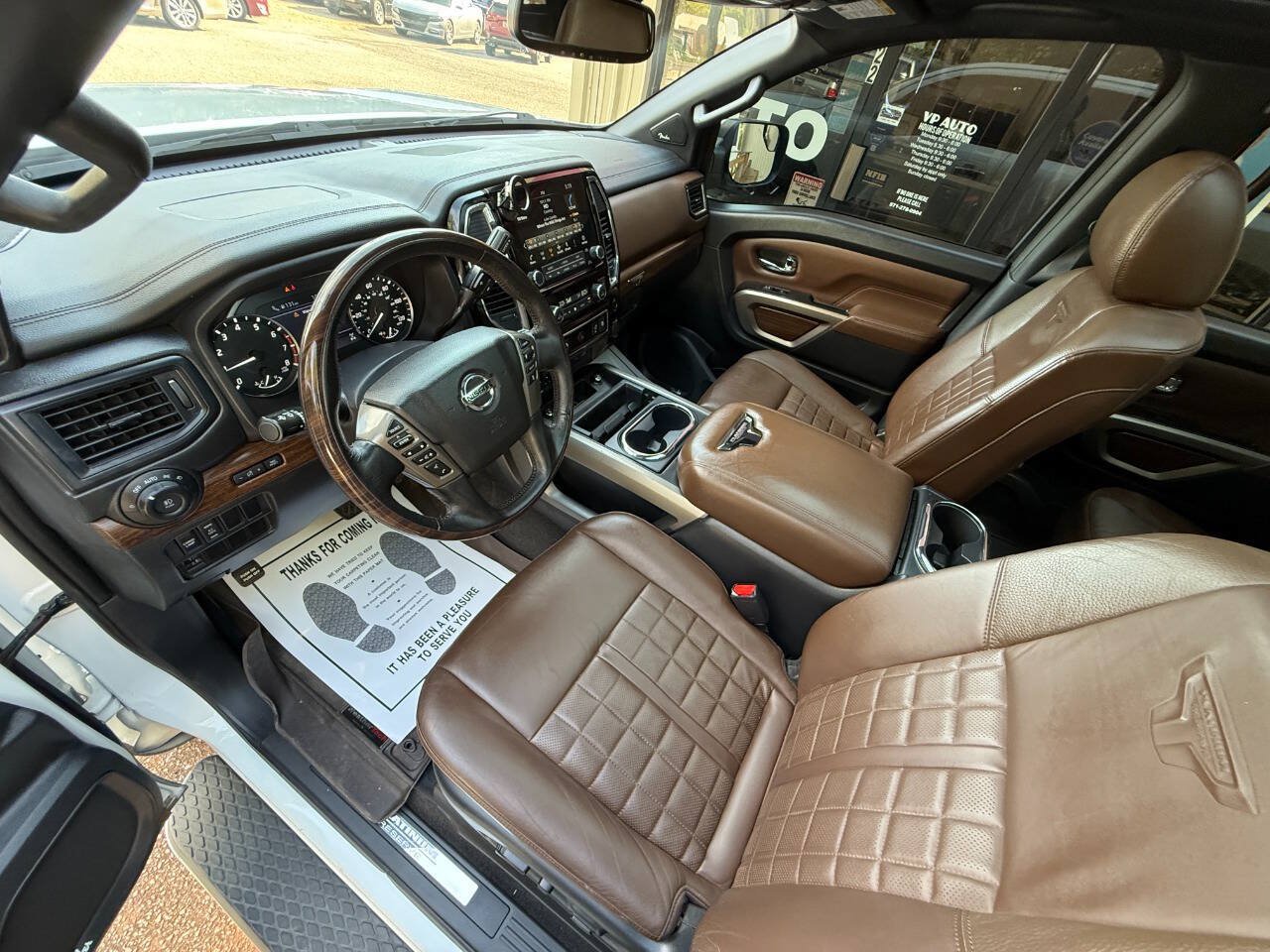 Used 2021 Nissan Titan Platinum Reserve w/ Moonroof Package AWD/4WD image 29