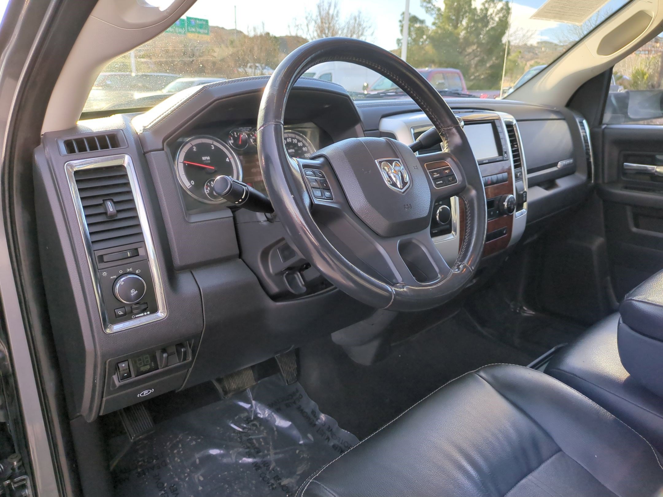 Used 2012 RAM 3500 Laramie w/ Cold Weather Group image 12