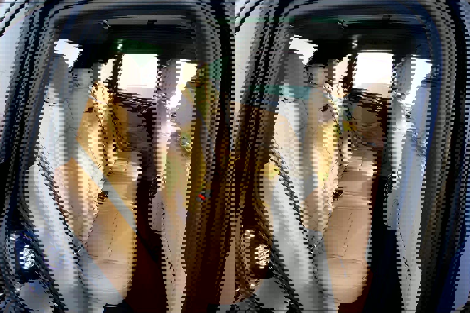 Used 2025 Porsche Macan image 23