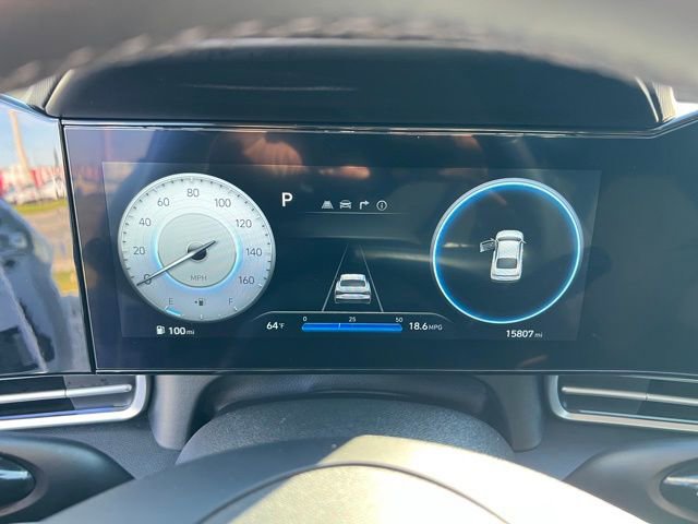 Certified 2025 Hyundai Elantra SEL image 17