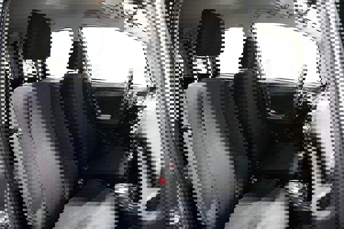 Used 2010 Honda Fit Sport image 24