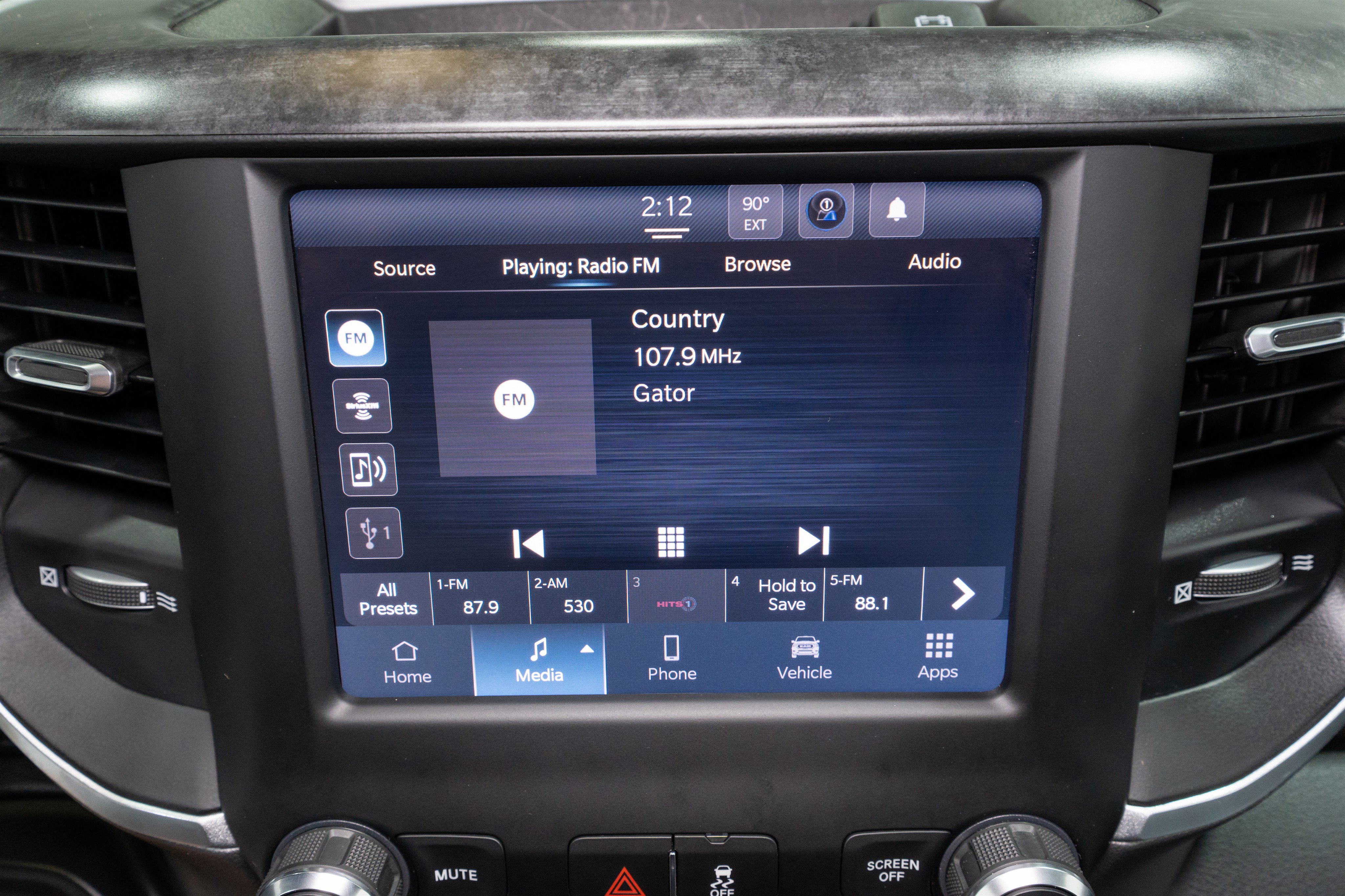 Used 2022 RAM 2500 Big Horn w/ Level A Equipment Group AWD/4WD image 17