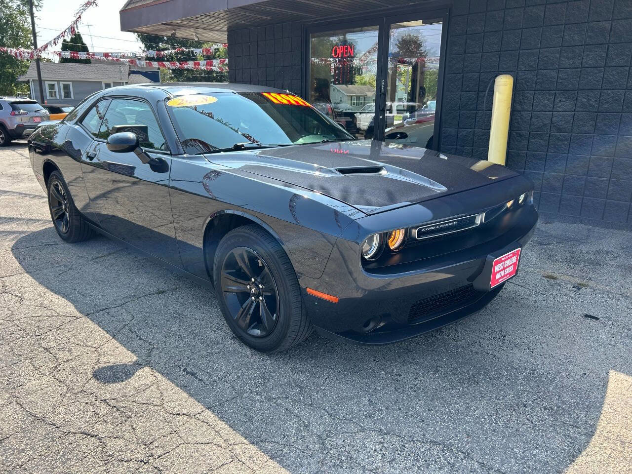 Used 2018 Dodge Challenger SXT