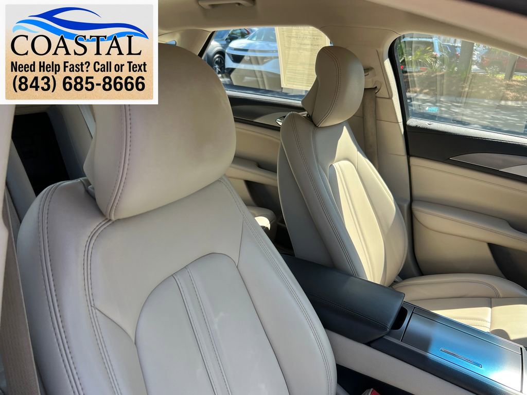 Used 2017 Lincoln MKZ Premiere FWD image 27