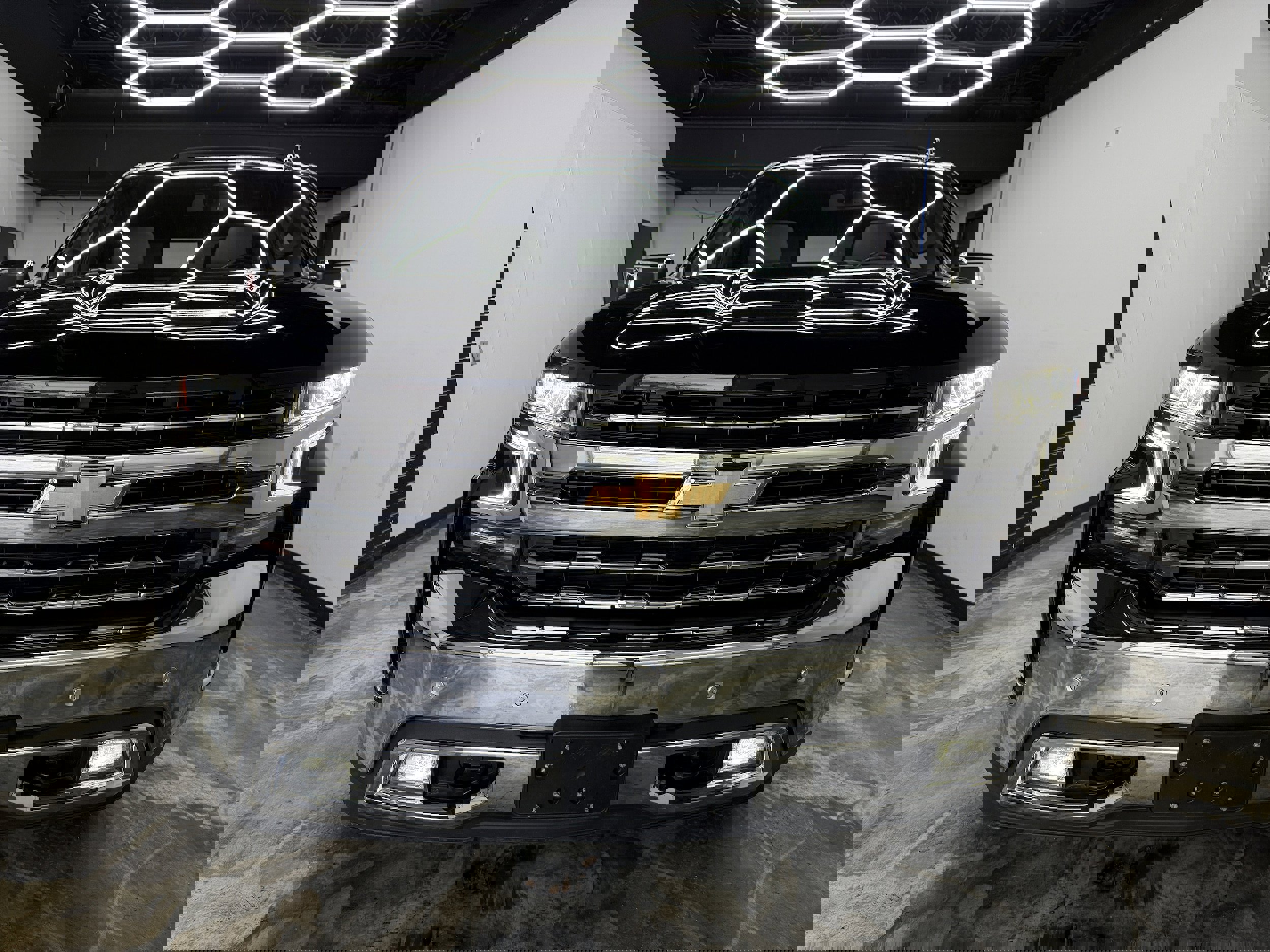 Used 2020 Chevrolet Silverado 1500 LTZ w/ LTZ Premium Package image 7