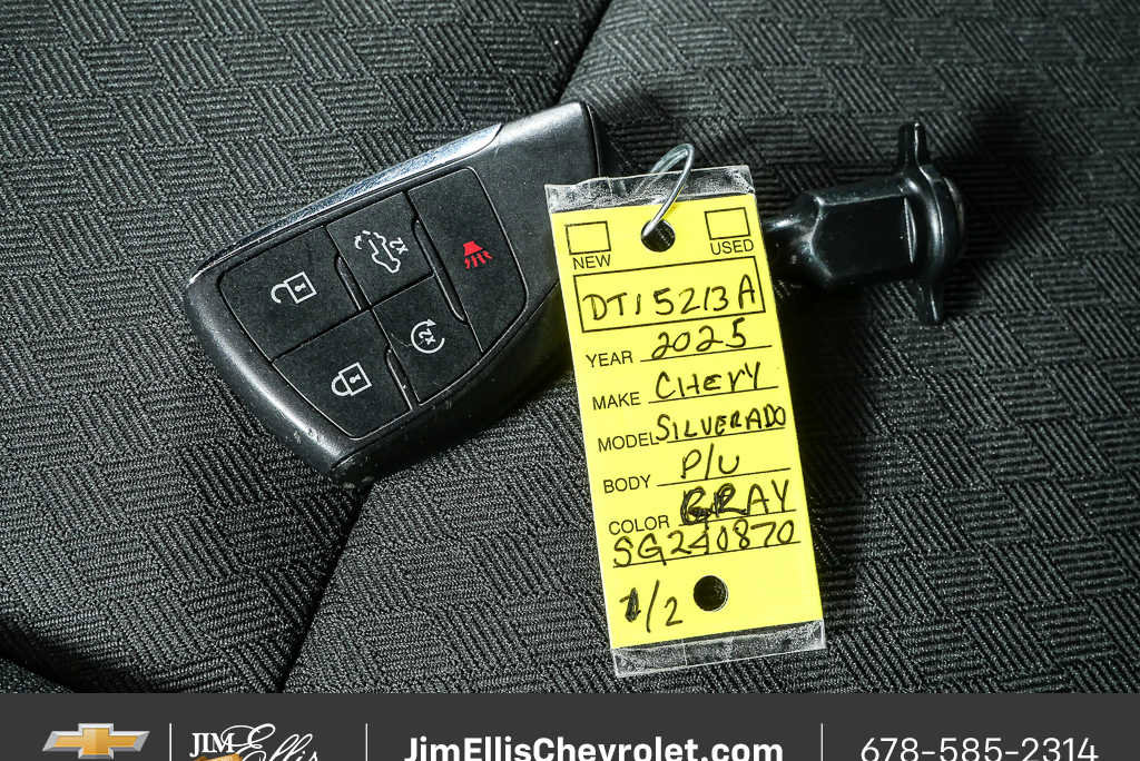 Certified 2025 Chevrolet Silverado 1500 Custom image 33