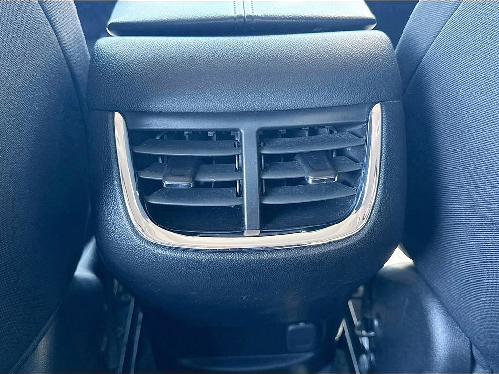 Used 2022 Chevrolet Malibu LT FWD image 24