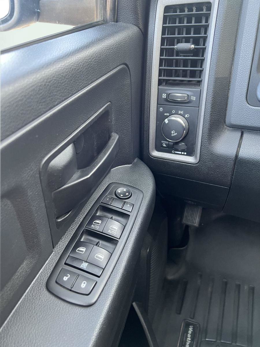 Used 2014 RAM 1500 Express AWD/4WD image 4