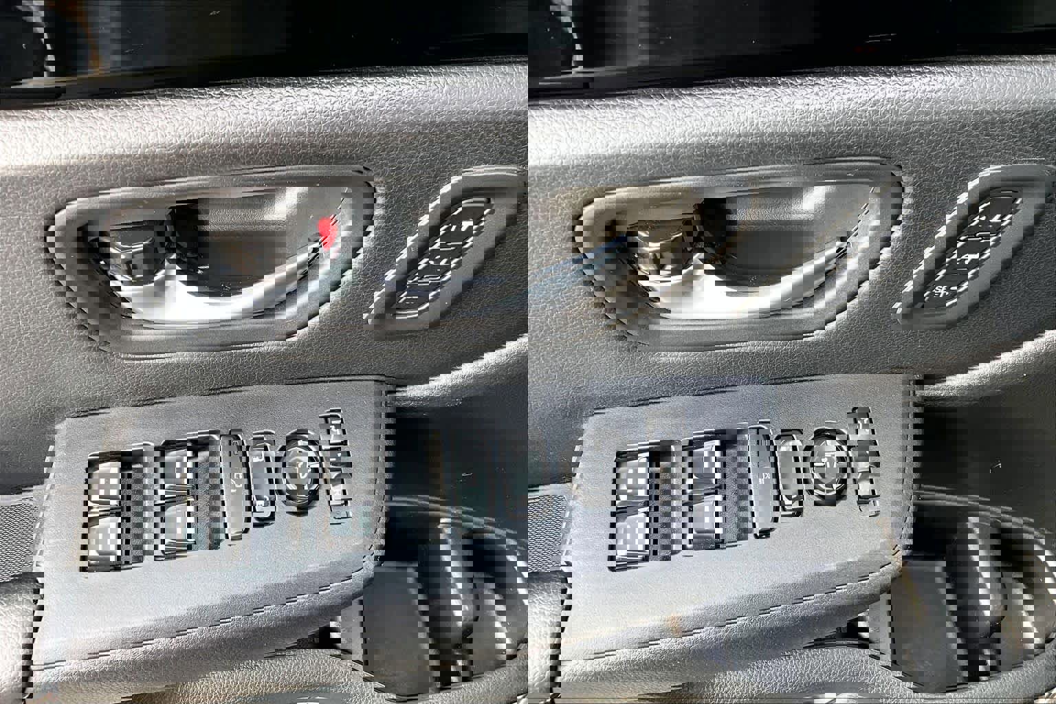 Used 2025 Honda Pilot TrailSport image 32