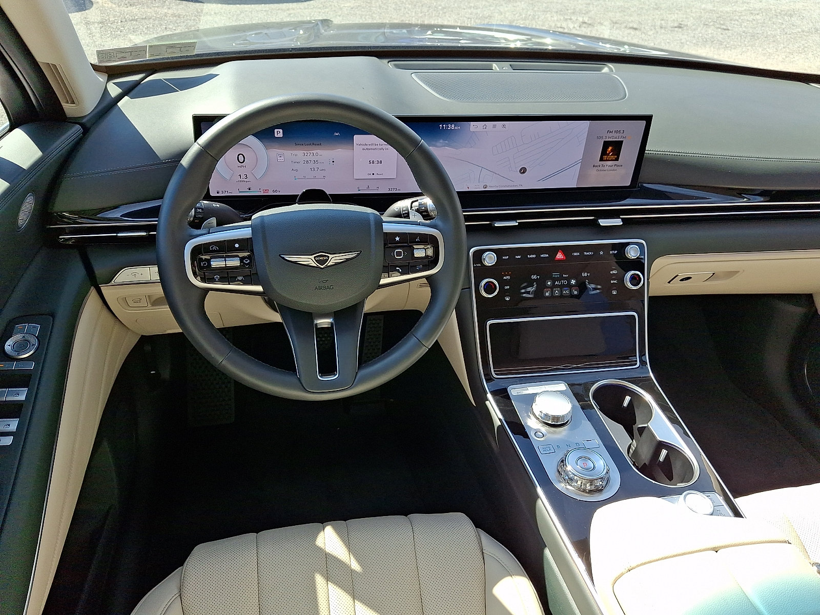 Certified 2025 Genesis GV80 2.5T Standard AWD/4WD image 11