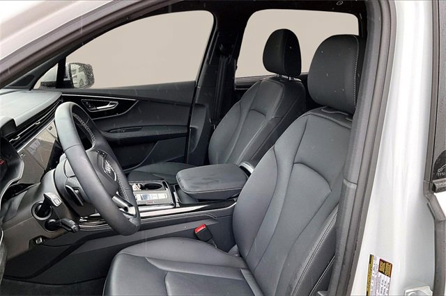 Used 2025 Audi Q7 3.0T Premium Plus w/ Premium Plus Package image 27