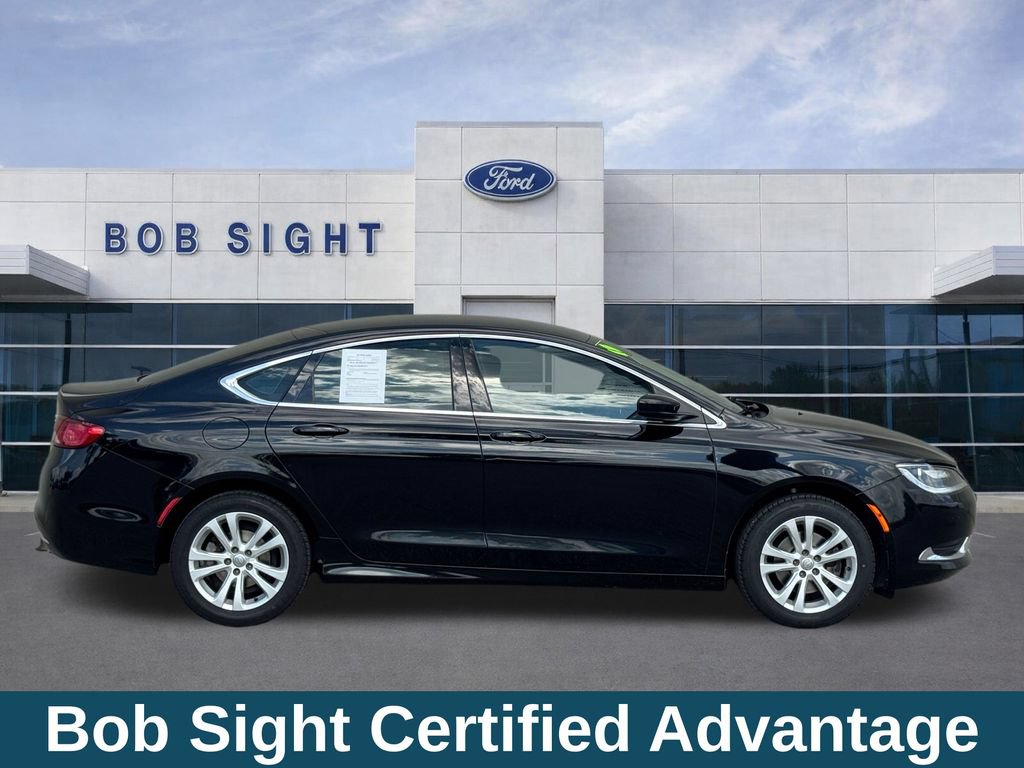 Used 2015 Chrysler 200 Limited FWD image 4