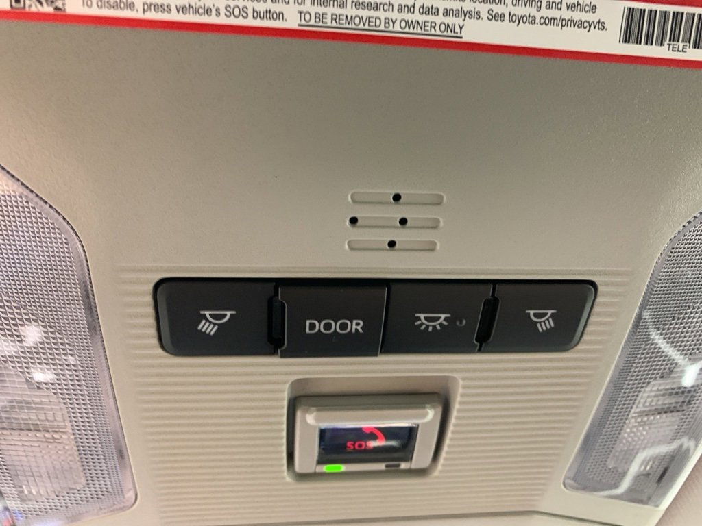 Used 2025 Toyota RAV4 XLE image 22