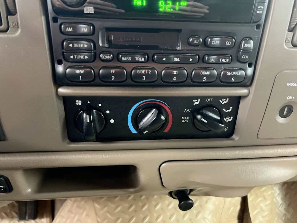 Used 2003 Ford F250 XL RWD image 15