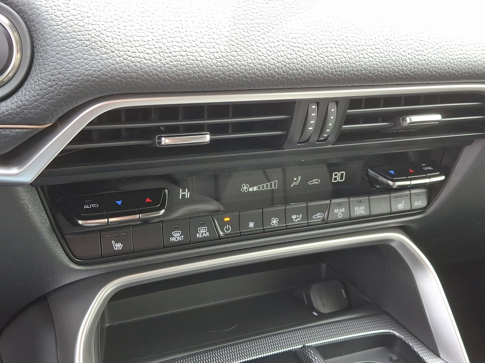 New 2025 MAZDA CX-70 3.3 Turbo w/ Premium Package image 11