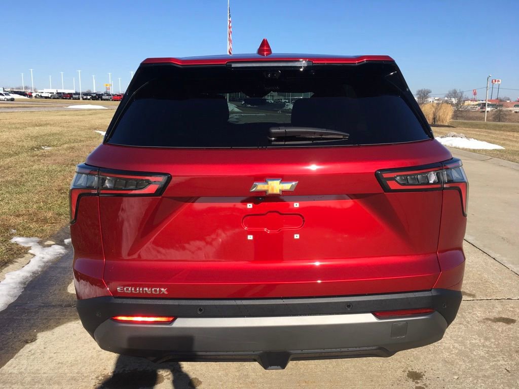 New 2026 Chevrolet Equinox LT w/ Safety and Technology Package image 5