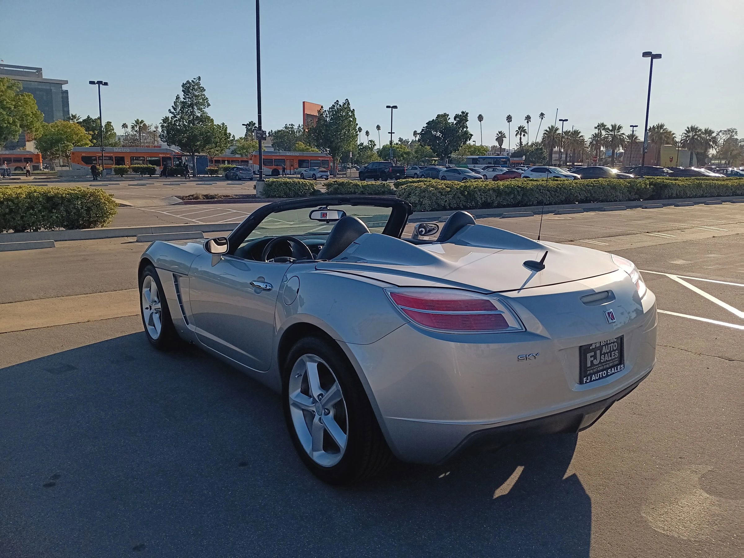 Used 2009 Saturn Sky w/ Premium Trim Package image 14