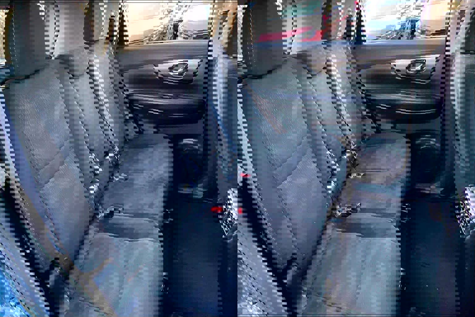 Used 2014 Nissan Rogue SV w/ SV Premium Package image 20