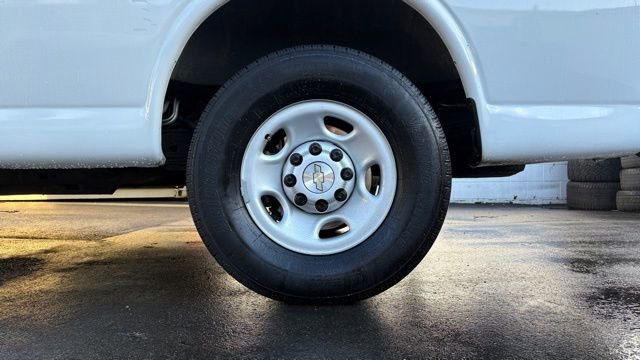Used 2023 Chevrolet Express 3500 LS image 12
