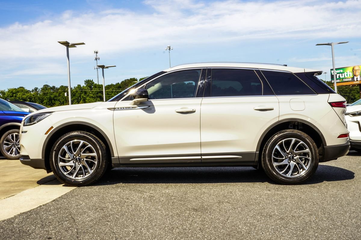 Used 2022 Lincoln Corsair FWD image 9
