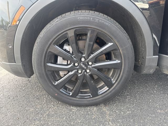 Certified 2023 Lincoln Nautilus Reserve w/ Equipment Group 201A image 32