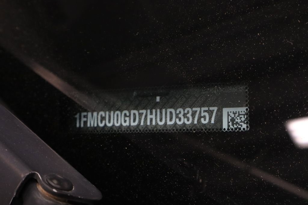 Certified 2017 Ford Escape SE w/ Equipment Group 201A FWD image 31
