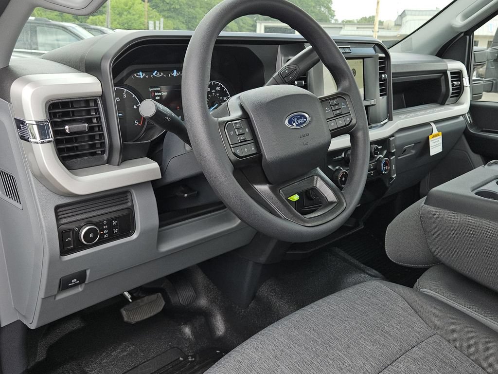 New 2026 Ford F350 XL w/ FX4 Off-Road Package AWD/4WD image 26