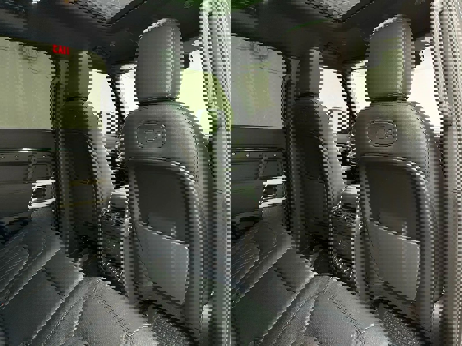 Used 2022 Land Rover Defender 110 S image 42