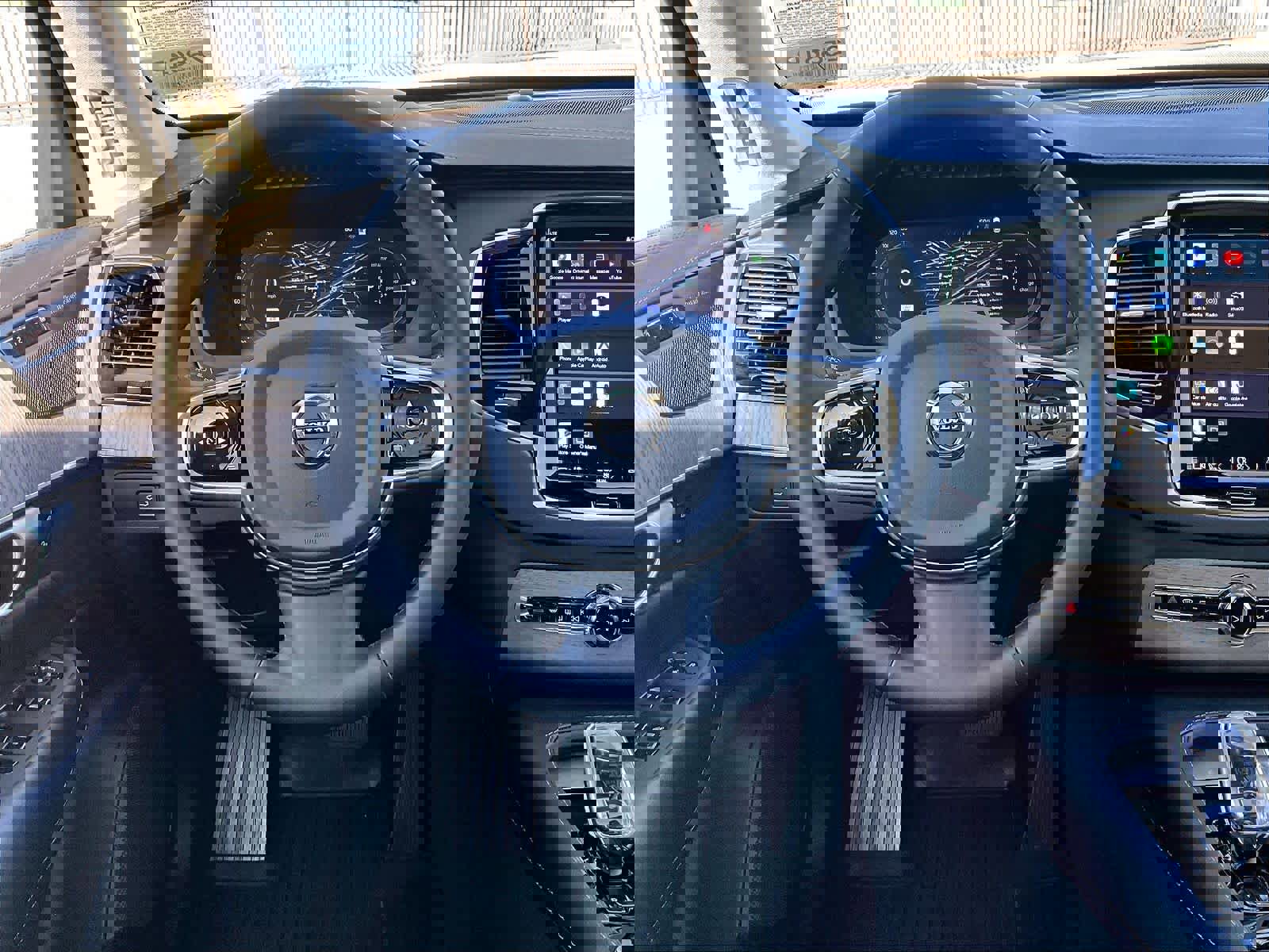 Used 2024 Volvo XC90 T8 Ultimate w/ Protection Package Premier image 8