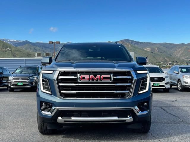 Used 2025 GMC Yukon XL Elevation AWD/4WD image 5