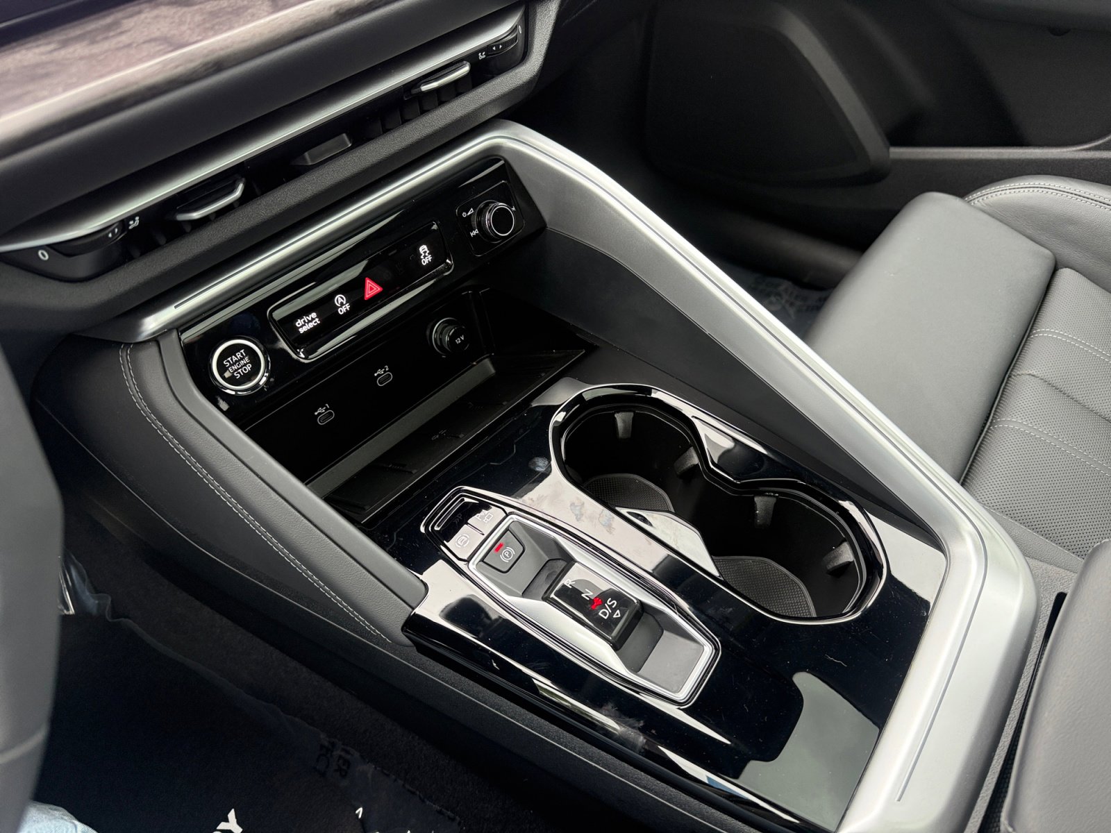 Certified 2025 Audi Q5 Premium Plus w/ Premium Plus image 13