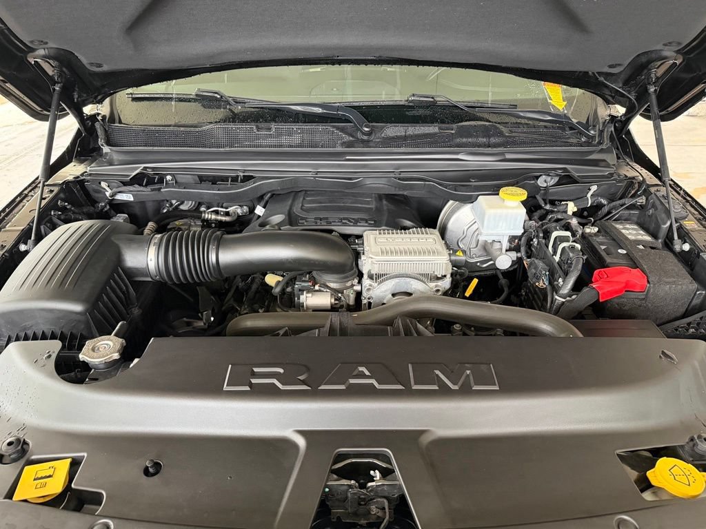 Used 2023 RAM 1500 Laramie RWD image 12