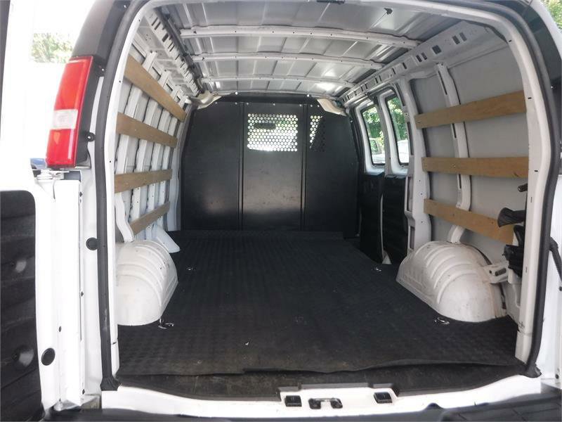 Used 2023 Chevrolet Express 2500 w/ Driver Convenience Package image 5