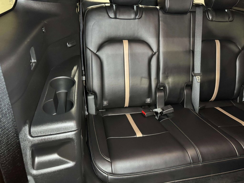 Used 2025 MAZDA CX-90 3.3 Turbo w/ Premium Plus Pkg image 29