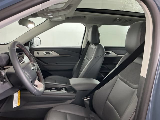 Used 2026 Ford Explorer Active w/ Active Comfort Package AWD/4WD image 15